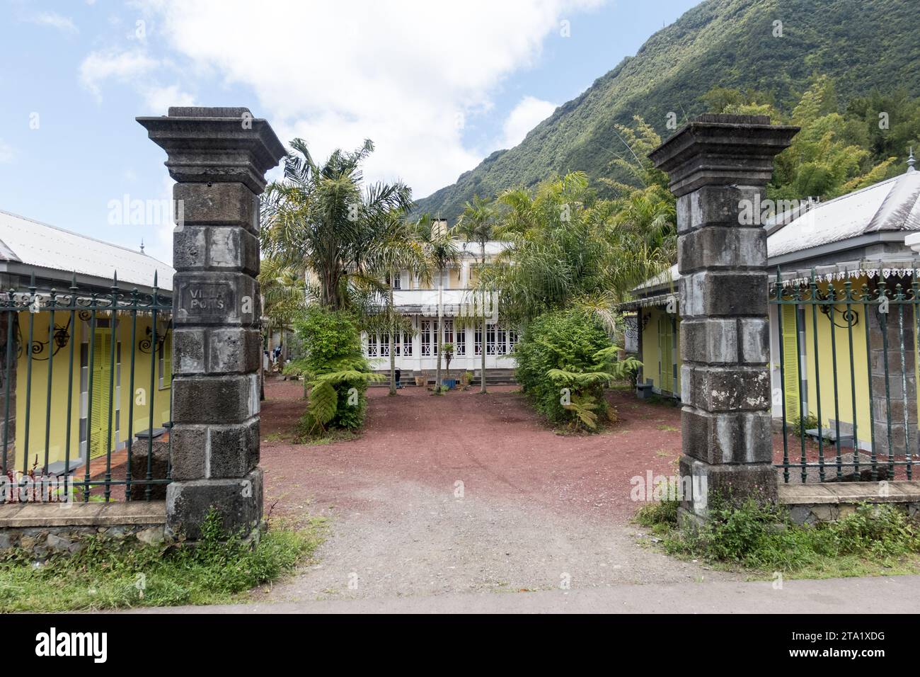 Anwesen im Dorf Hell-Bourg, Insel Réunion, Frankreich. Stockfoto