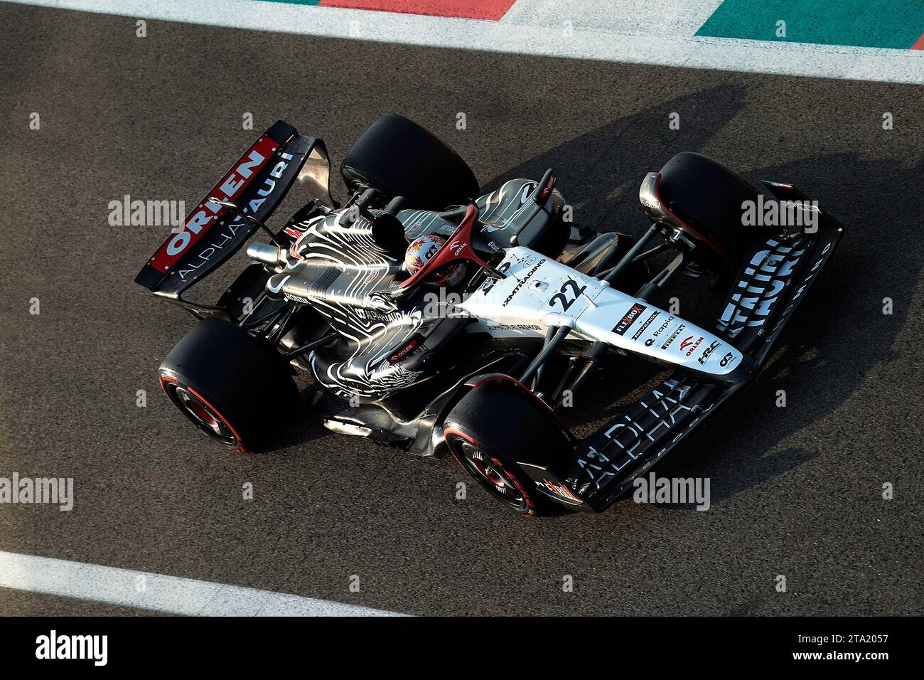 28. November 2023, Yas Marina Circuit, Abu Dhabi, Formel 1 Abu Dhabi Test 2023, im Bild Yuki Tsunoda (JPN), Scuderia AlphaTauri Stockfoto