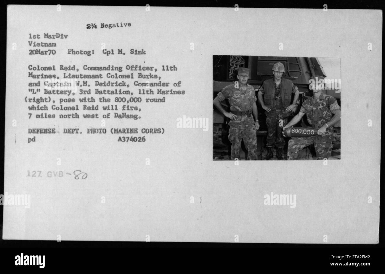 Colonel Reid, Kommandeur der 11. Marines, Lieutenant Colonel Burke und