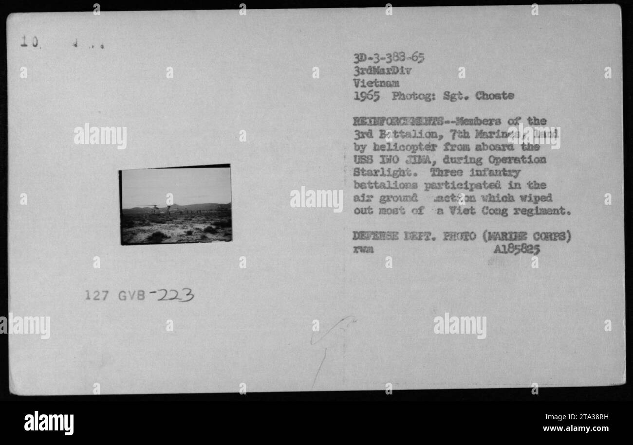 Mitglieder des 3. Bataillons, 7. Marines, werden während der Operation