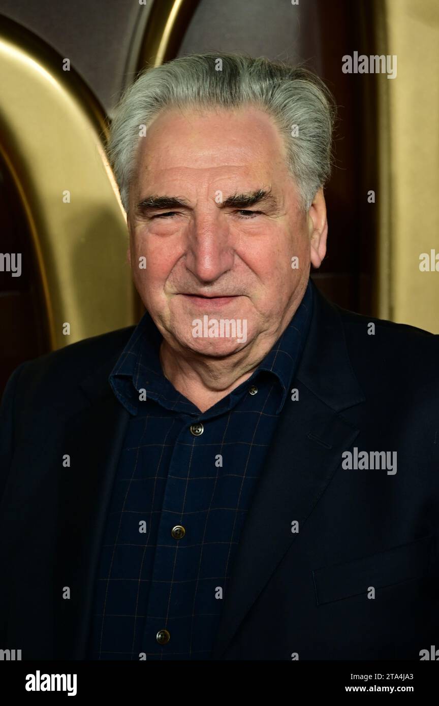 London, Großbritannien. November 2023. Jim Carter nimmt an der Warner