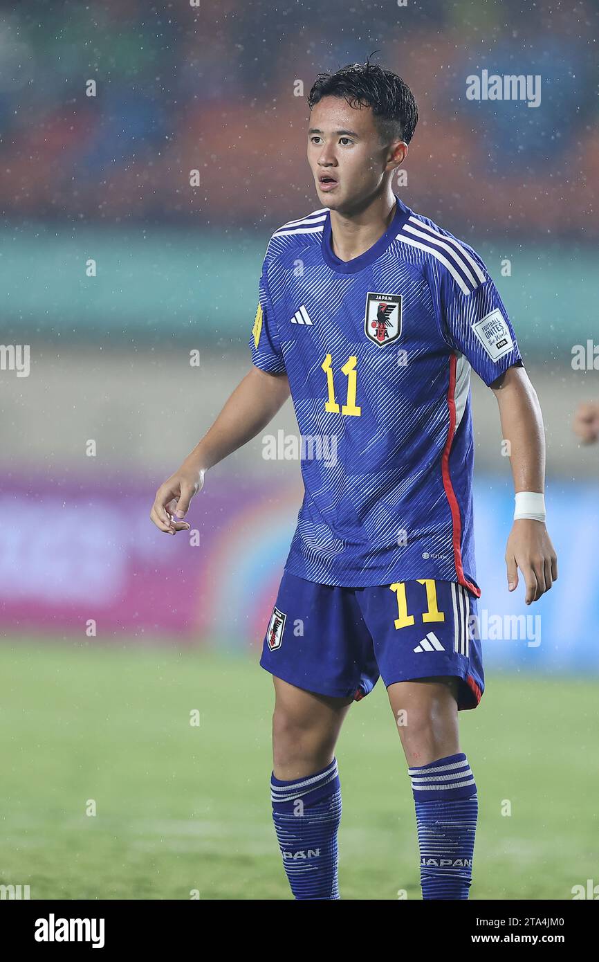 Bandung, Indonesien. November 2023. Japaner Rento Takaoka beim Gruppenspiel der FIFA U-17-Weltmeisterschaft Indonesien 2023 gegen Japan 1-3 Argentinien im Si Jalak Harupat Stadium in Bandung, Indonesien, 14. November 2023. Quelle: AFLO/Alamy Live News Stockfoto