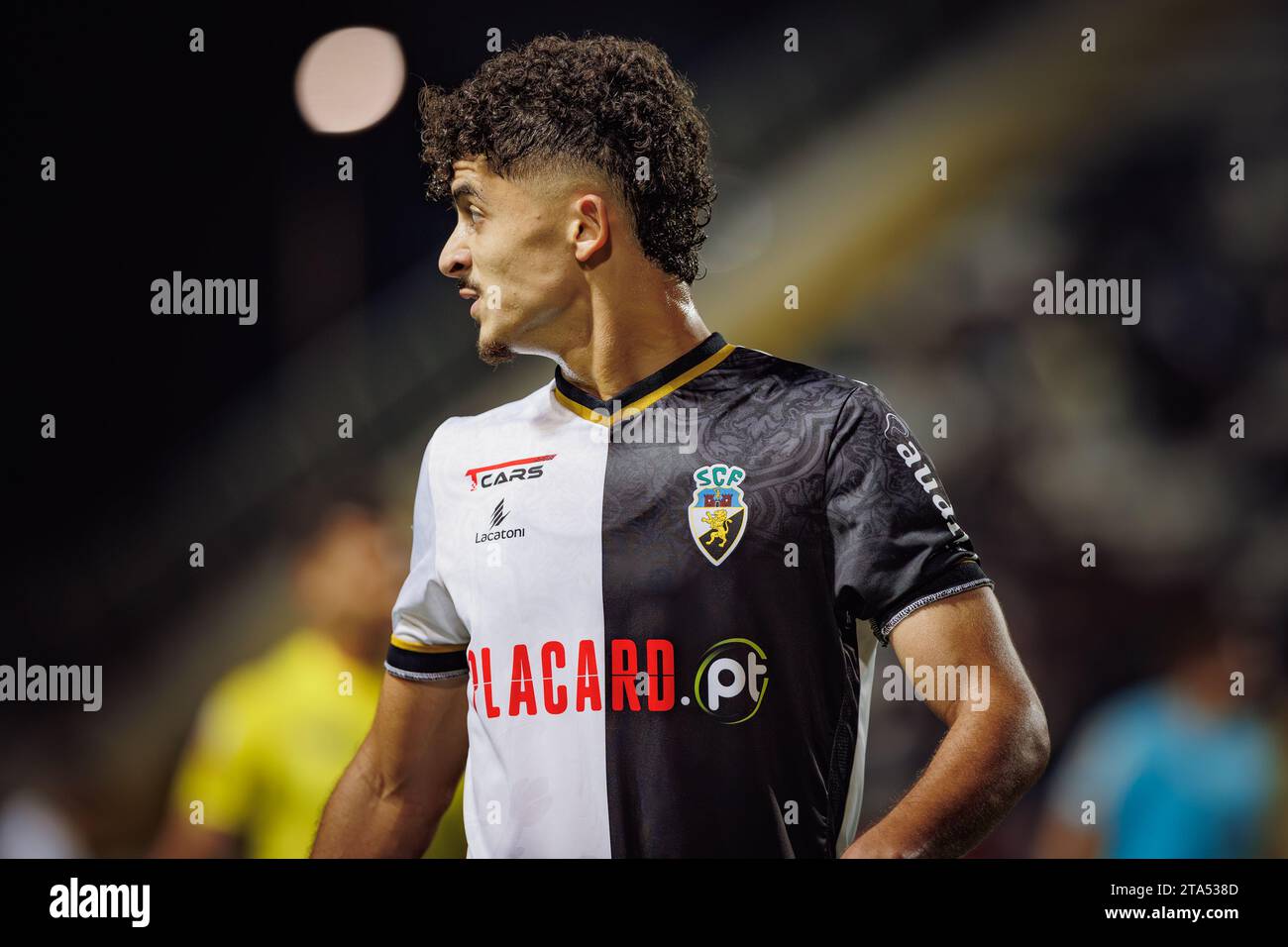 Bachir Belloumi während der Liga Portugal 23/24 Spiel zwischen dem SC Farense und dem FC Arouca, Estadio de Sao Luis, Faro, Portugal. (Maciej Rogowski) Stockfoto