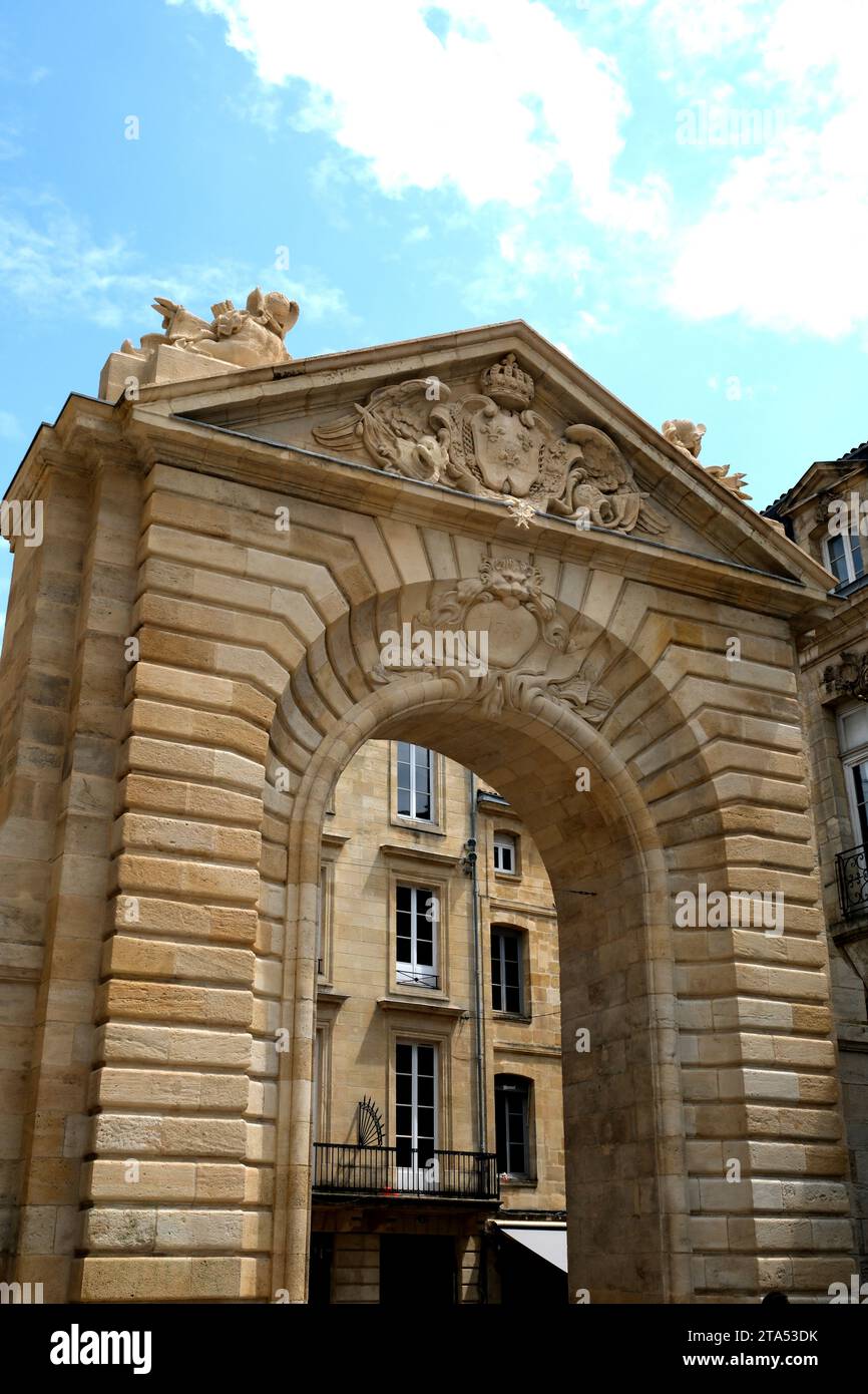 Der Bogen der Porte Dijeaux in Bordeaux Frankreich Stockfoto
