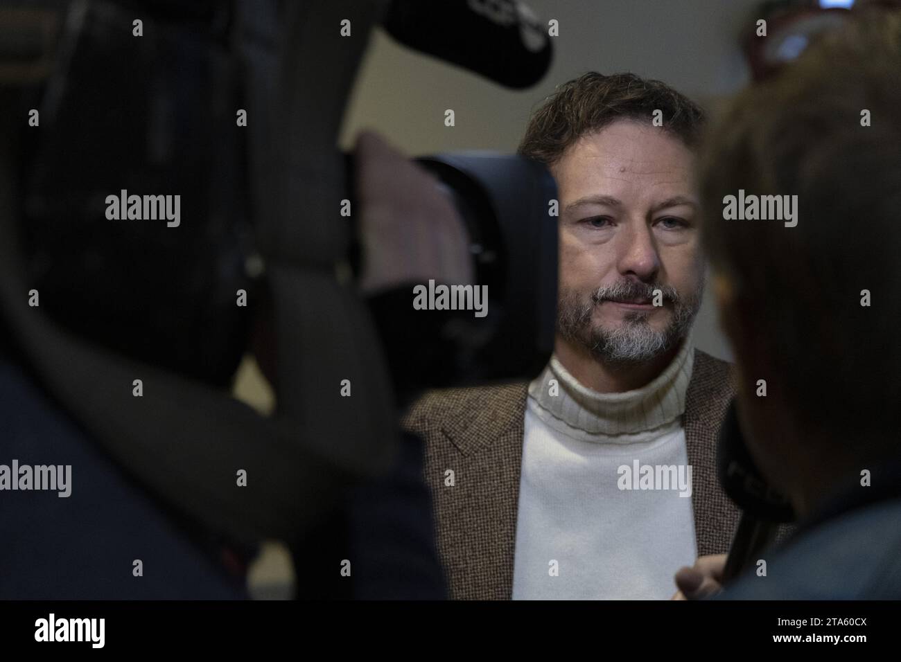 Brüssel, Den 29. November 2023 Eric Schartz spricht mit der Presse nach