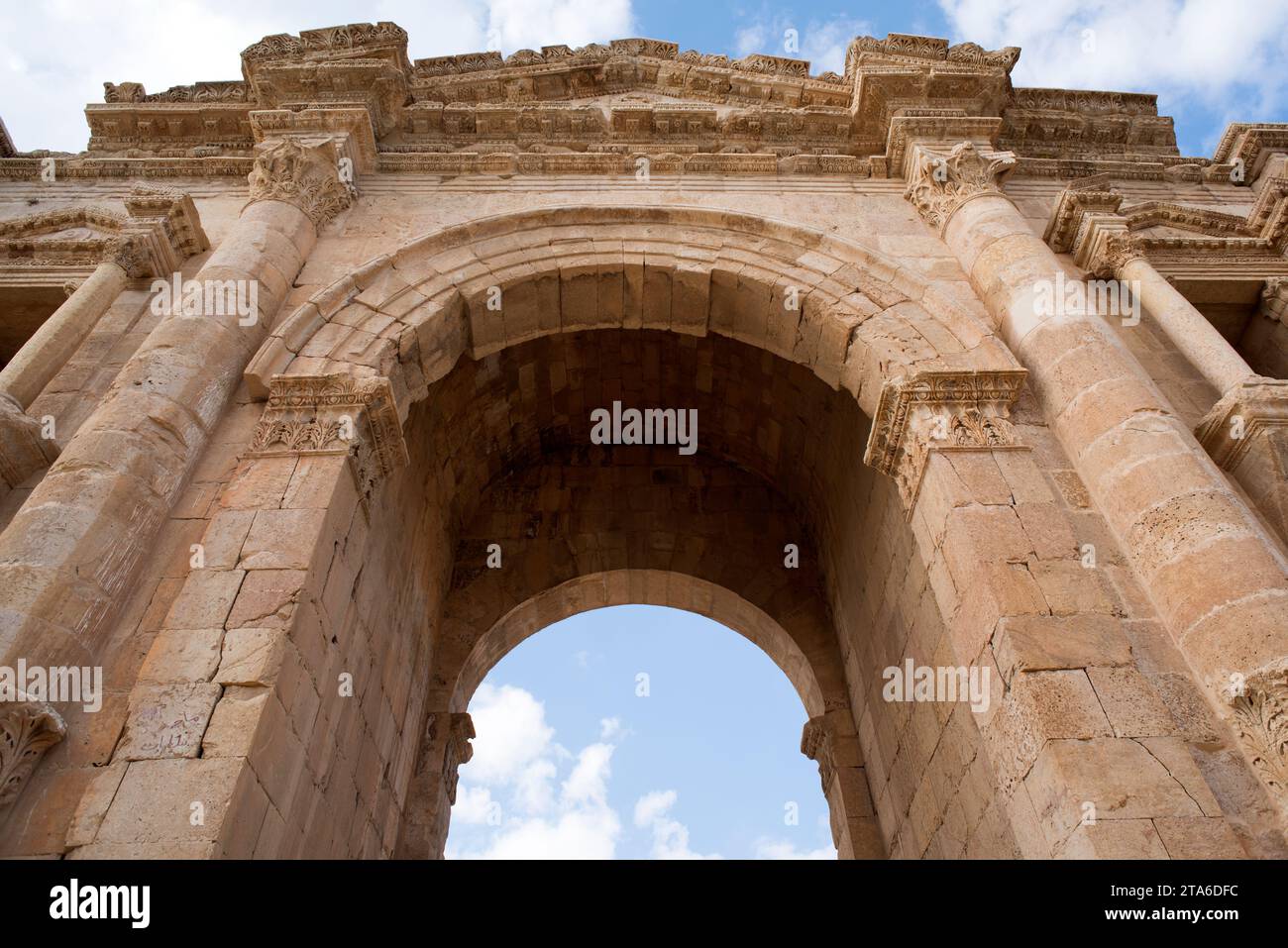 Jerash, Hadrianbogen (129-130 n. Chr.). Jordanien. Stockfoto