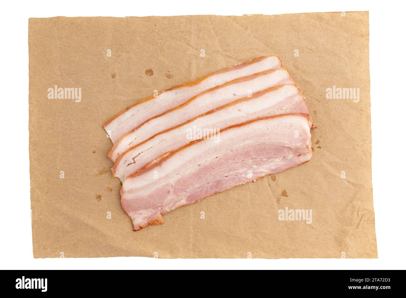 Makronaht flache Oberseite von frischem, ungekochtem Schweinebauchspeckfleisch, nahrhaftes Essen auf brauner Papierfolie, Stücke frischen Specks auf Pergamentpapier Stockfoto