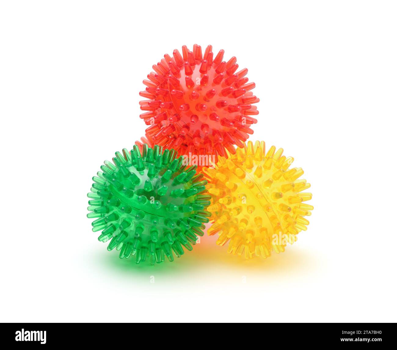 Set aus bunten Spielzeugkugeln, isoliert auf weiß. Stockfoto