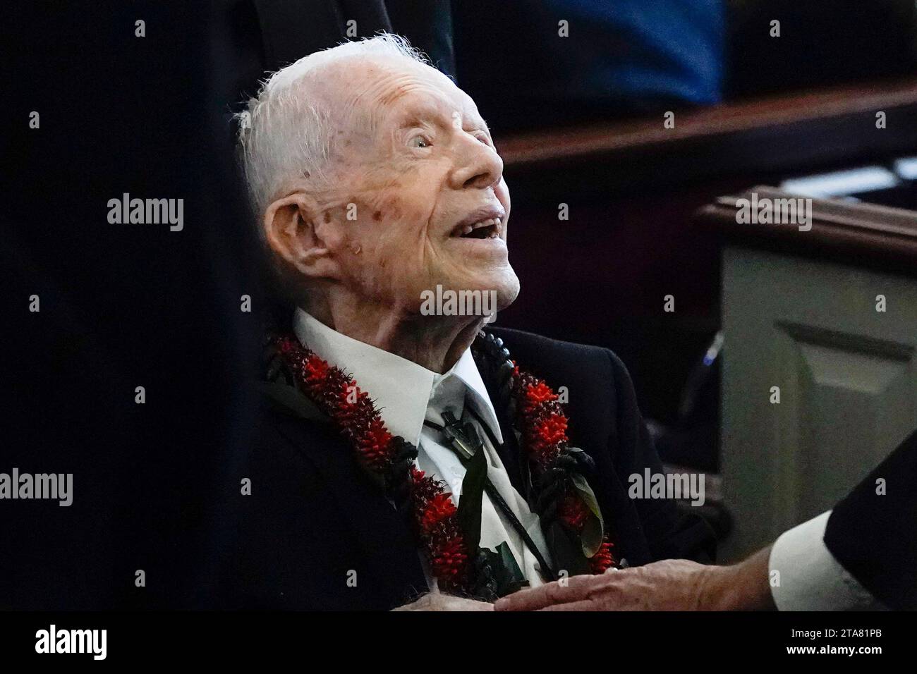 Plains, Usa. November 2023. Der ehemalige Präsident Jimmy Carter reist nach der Trauerfeier für die ehemalige First Lady Rosalynn Carter in die Maranatha Baptist Church, Mittwoch, 29. November 2023, in Plains, ab. Ga Die ehemalige First Lady starb am 19. November. Sie war 96. Pool Foto von Alex Brandon/UPI Credit: UPI/Alamy Live News Stockfoto