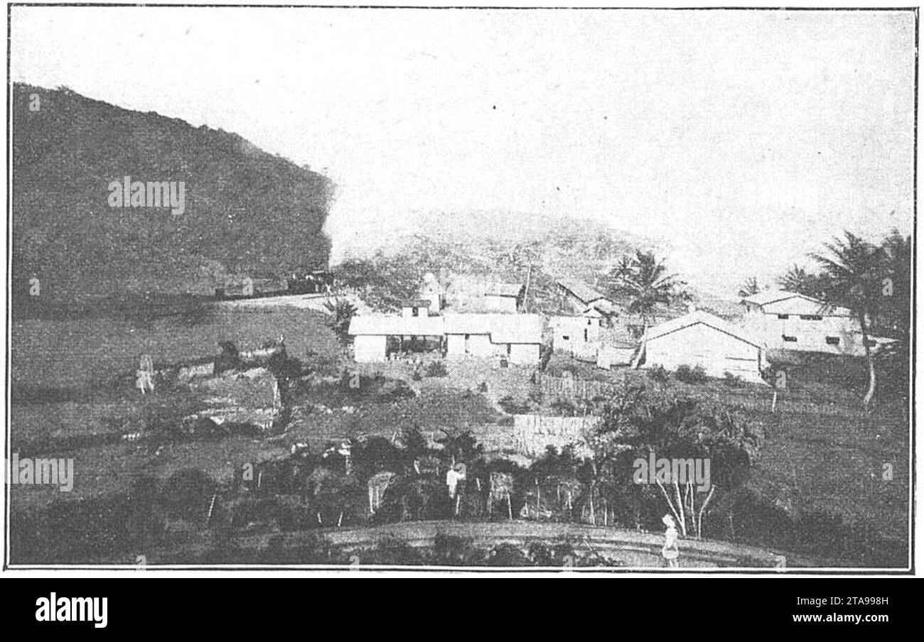 Vilage construit au bord de la mer e entirement occupe par le personel administratif et ouvrier d'une huilerie de palme. La Science et la vie, Tomé 17. nr. 50. Avril-Mai 1920, S. 546. Stockfoto