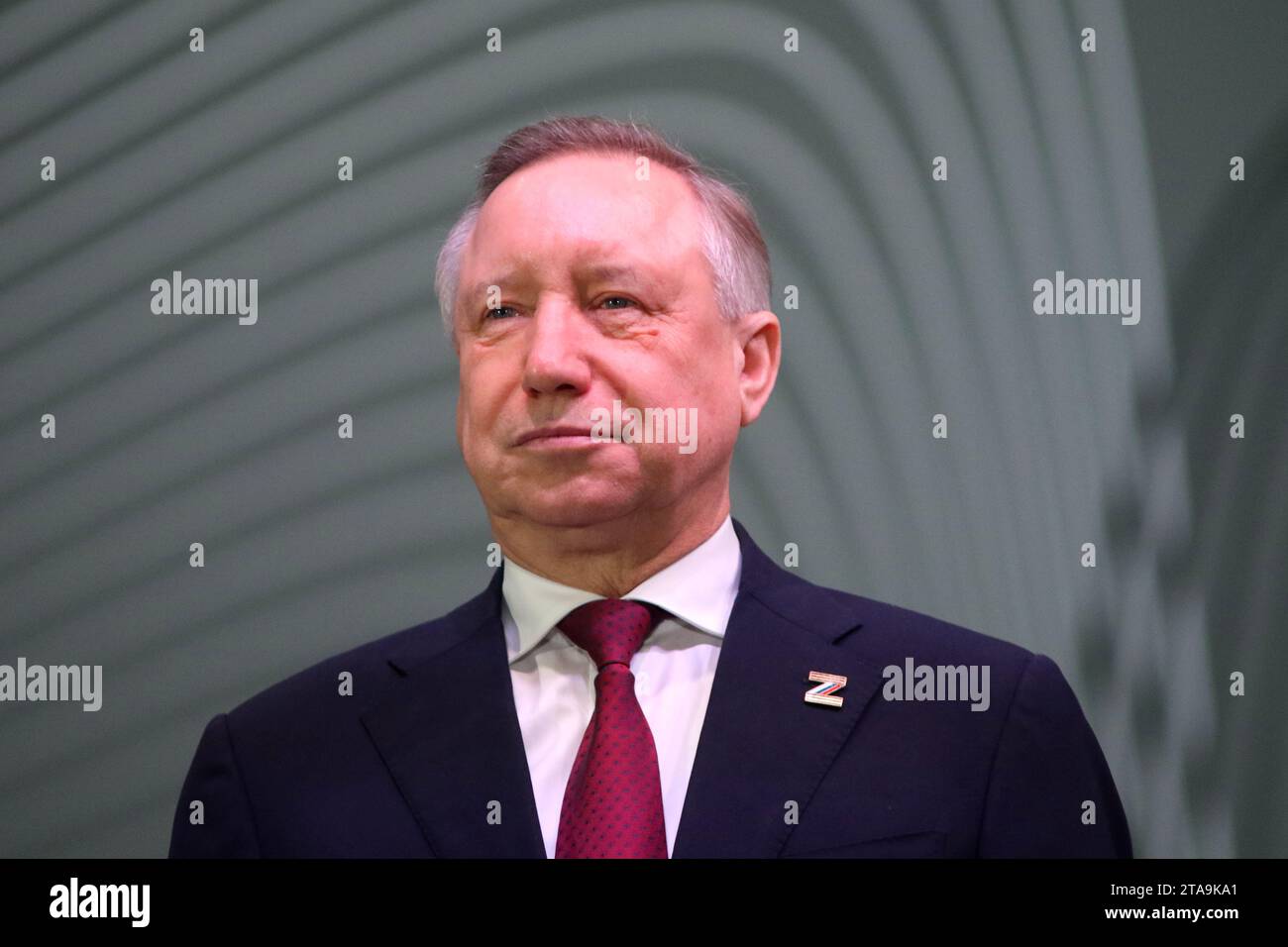 Sankt Petersburg, Russland. November 2023. Alexander Beglov, Gouverneur von St. Petersburg nimmt an der XXVII Internationalen Forum-Ausstellung russischer Industrieller Teil, die auf dem Expoforum in Sankt Petersburg stattfand. Quelle: SOPA Images Limited/Alamy Live News Stockfoto