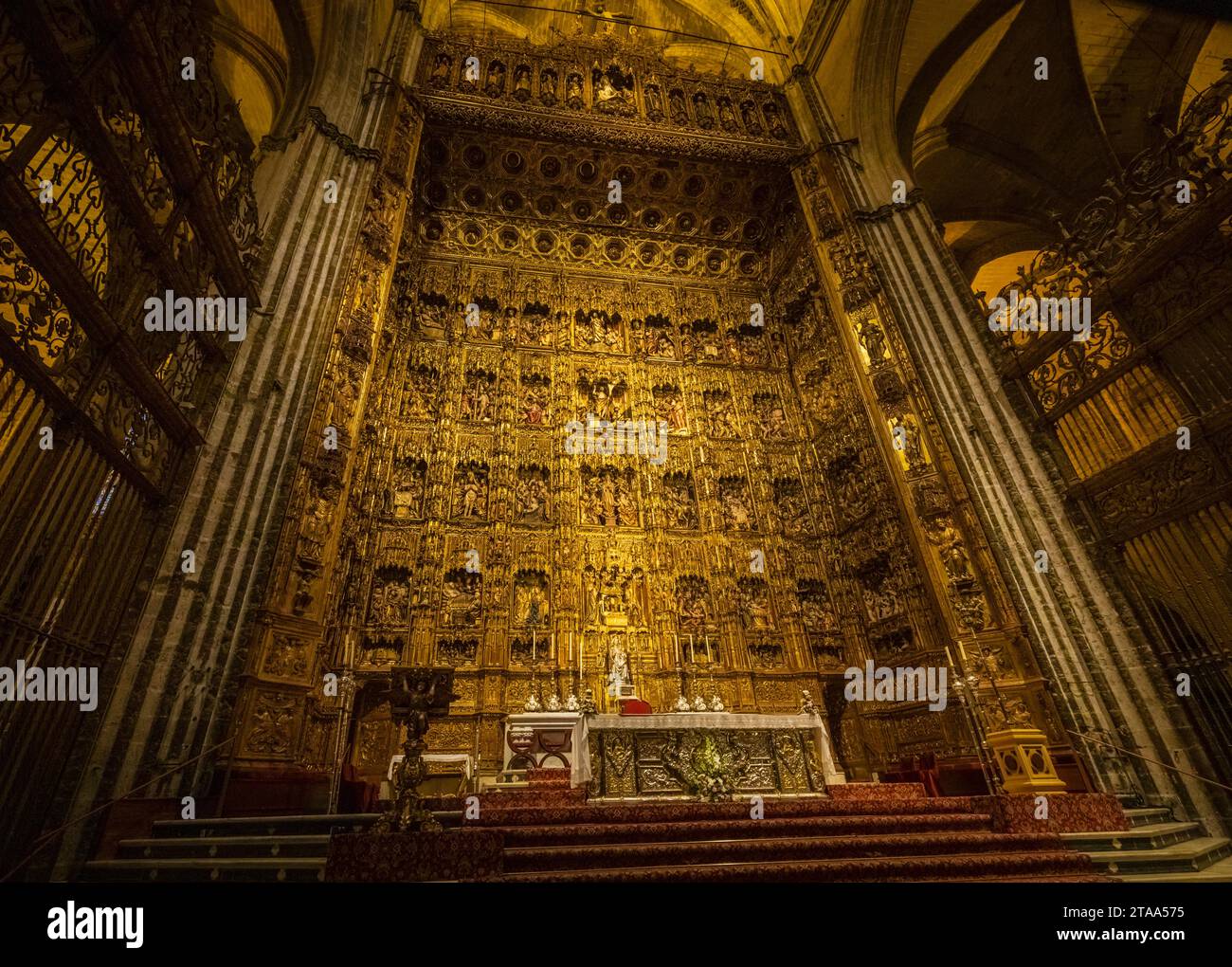 Altar in der Catedral de Santa María de la Sede, Sevilla, Spanien Stockfoto