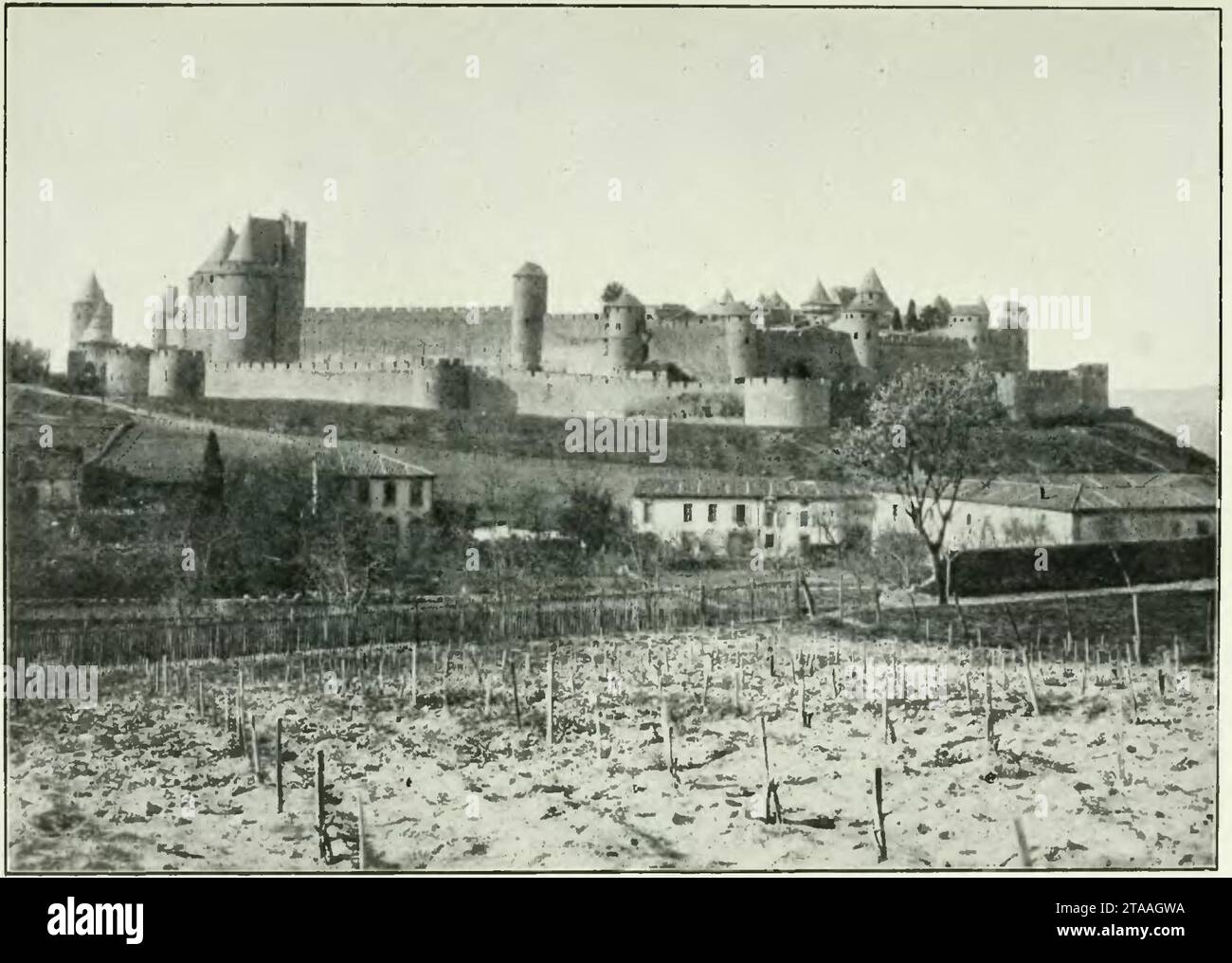 Viollet-le-Duc - La Cité de Carcassonne 1890 II Stockfoto