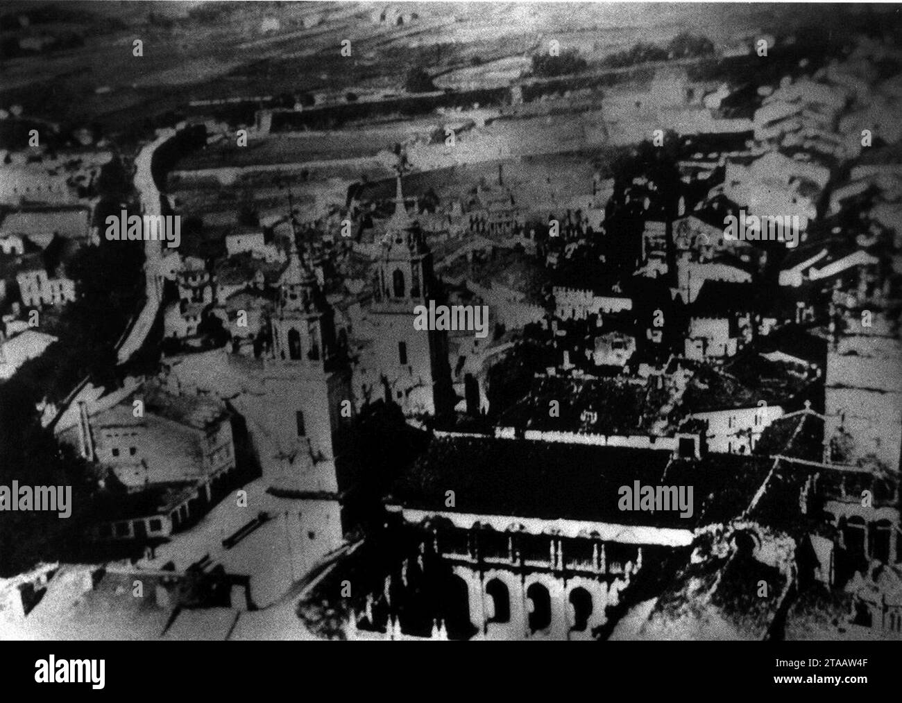Vista aérea do burato na Muralla de Lugo (1921). Stockfoto