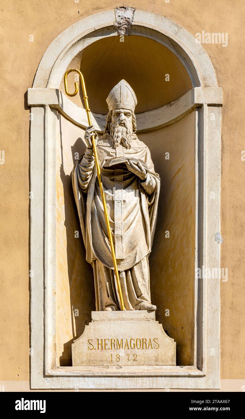 Statue des Heiligen Hermagoras, Ljubljana, Slowenien Stockfoto