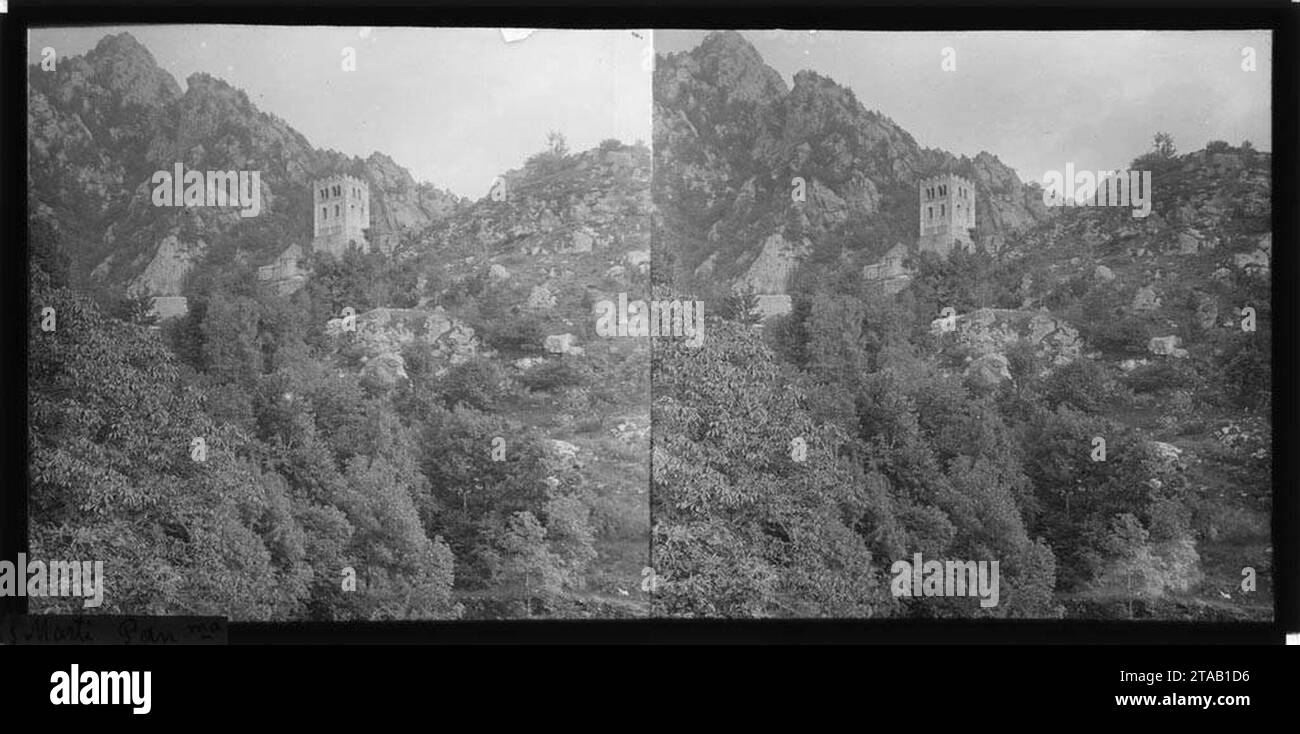 Vista del monestir de Sant Martí del Canigó Stockfoto