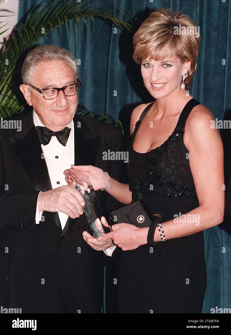 Tod von kissinger Fotos und Bildmaterial in hoher Auflösung Alamy