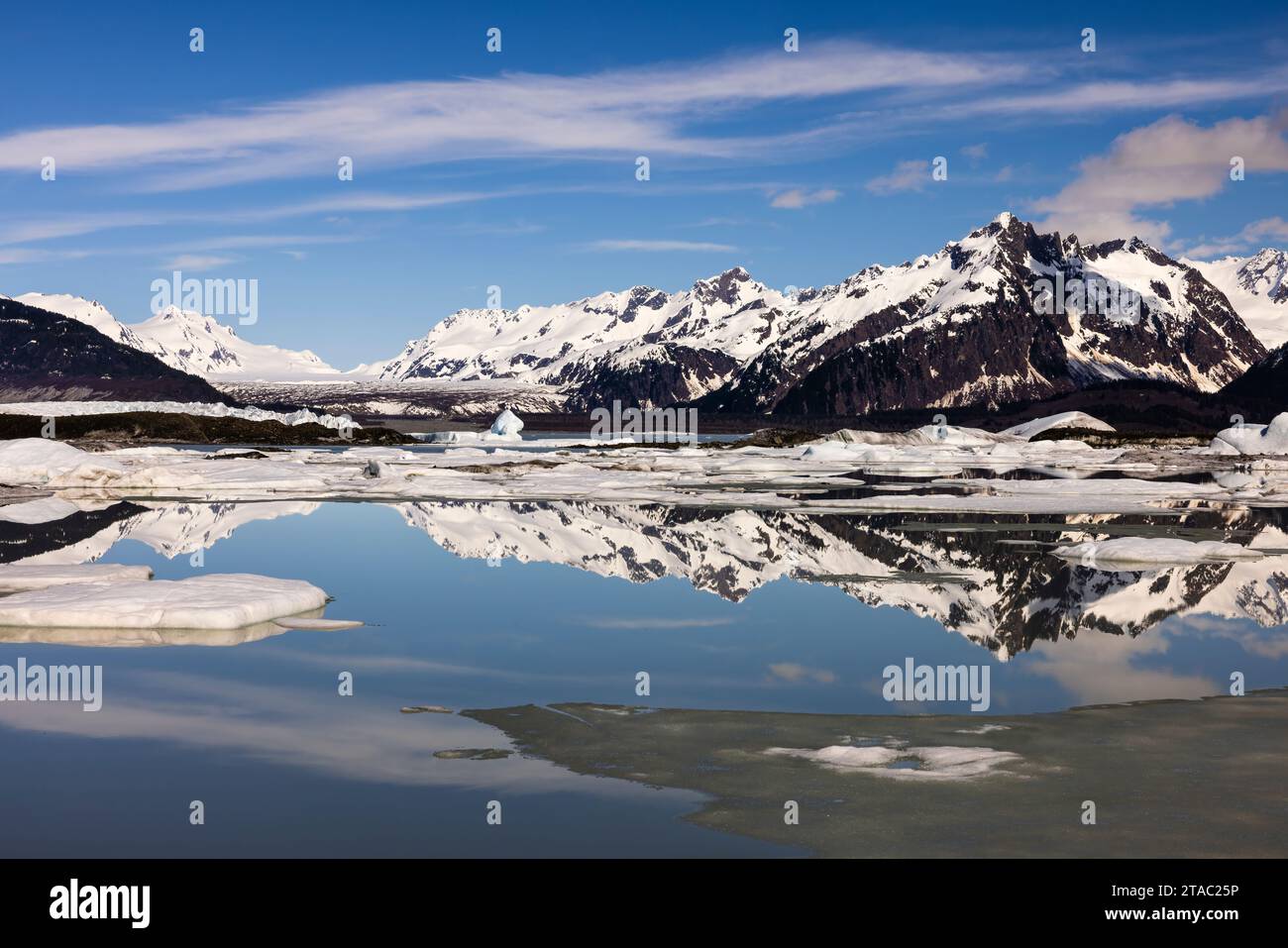 Sheridan Lake im Winter, Alaska Stockfoto