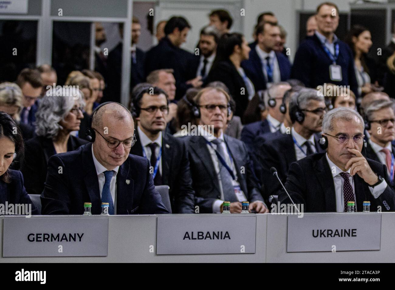 Der Vorsitz des ukrainischen Vertreters steht auf der laufenden Tagung des OSZE-Ministerrates in Skopje unter der Leitung von Nordmazedonien am Donnerstag, dem 30. November 2023, frei. (VX Photo/Vudi Xhymshiti) Stockfoto