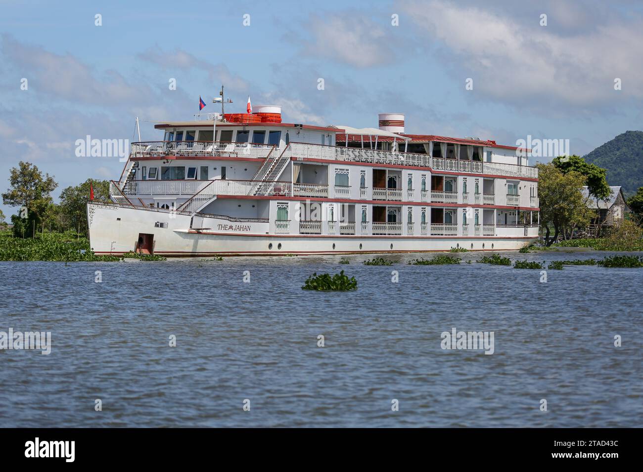 Das luxuriöse Kreuzfahrtschiff Jahan (Heritage Line), Bootsfahrten auf dem unteren Mekong, Kambodscha (Siem Reap - Tonle SAP See) und Vietnam (Saigon - Ho Chi Minh) Stockfoto