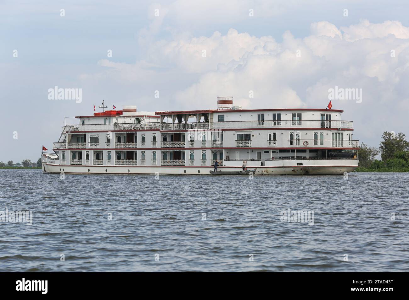Das luxuriöse Kreuzfahrtschiff Jahan (Heritage Line), Bootsfahrten auf dem unteren Mekong, Kambodscha (Siem Reap - Tonle SAP See) und Vietnam (Saigon - Ho Chi Minh) Stockfoto