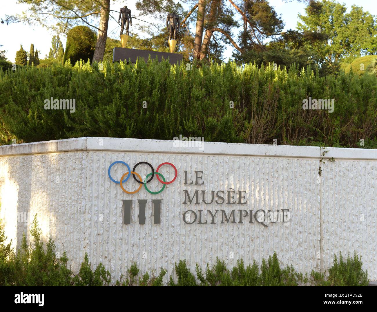 Lausanne, Schweiz - 05. Juni 2017: Schild mit Olympischen Ringen im Olympischen Museum in Lausanne Stockfoto