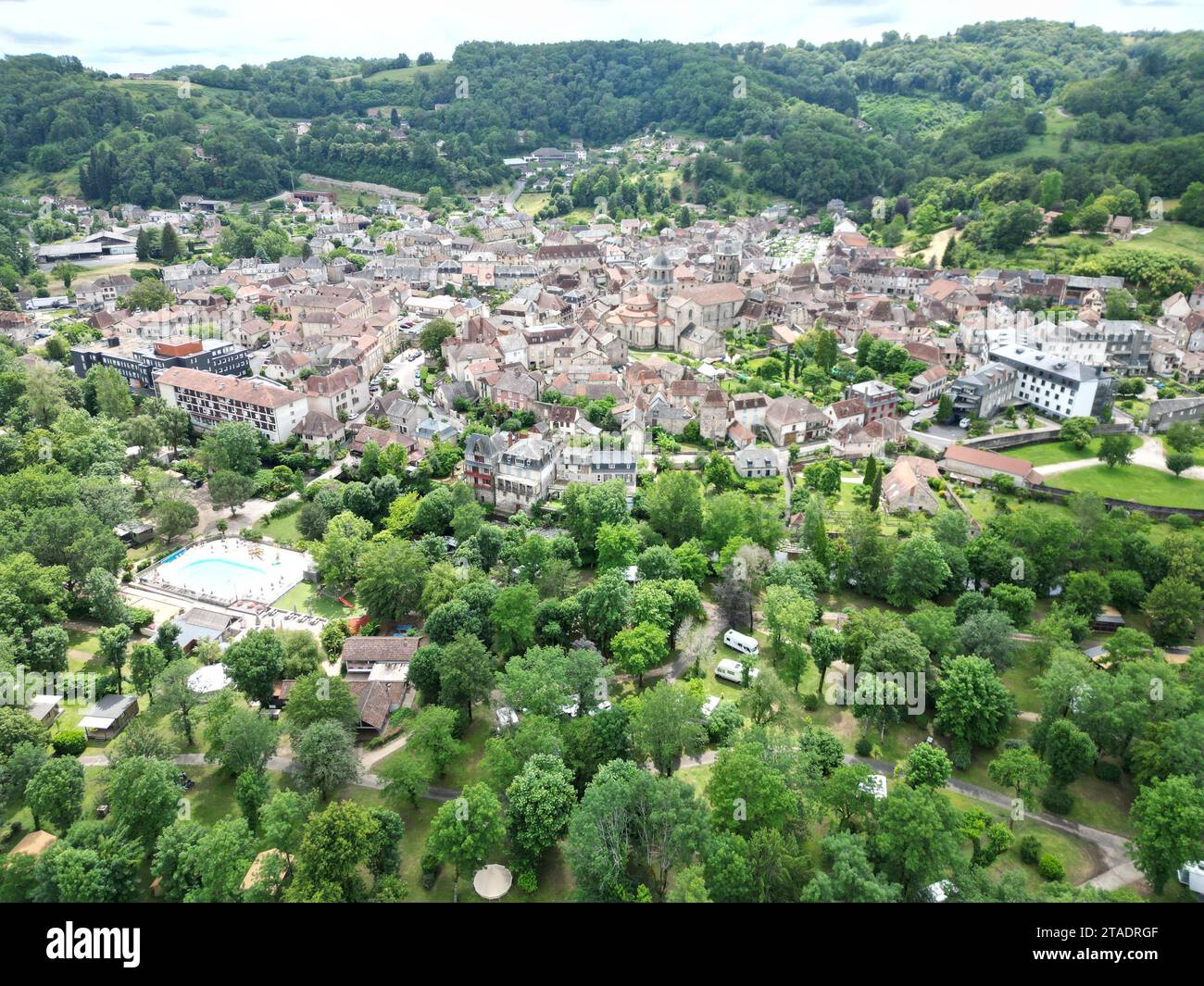 Beauileu-sur-Dordogne Frankreich Hochwinkeldrohne, Luft Stockfoto