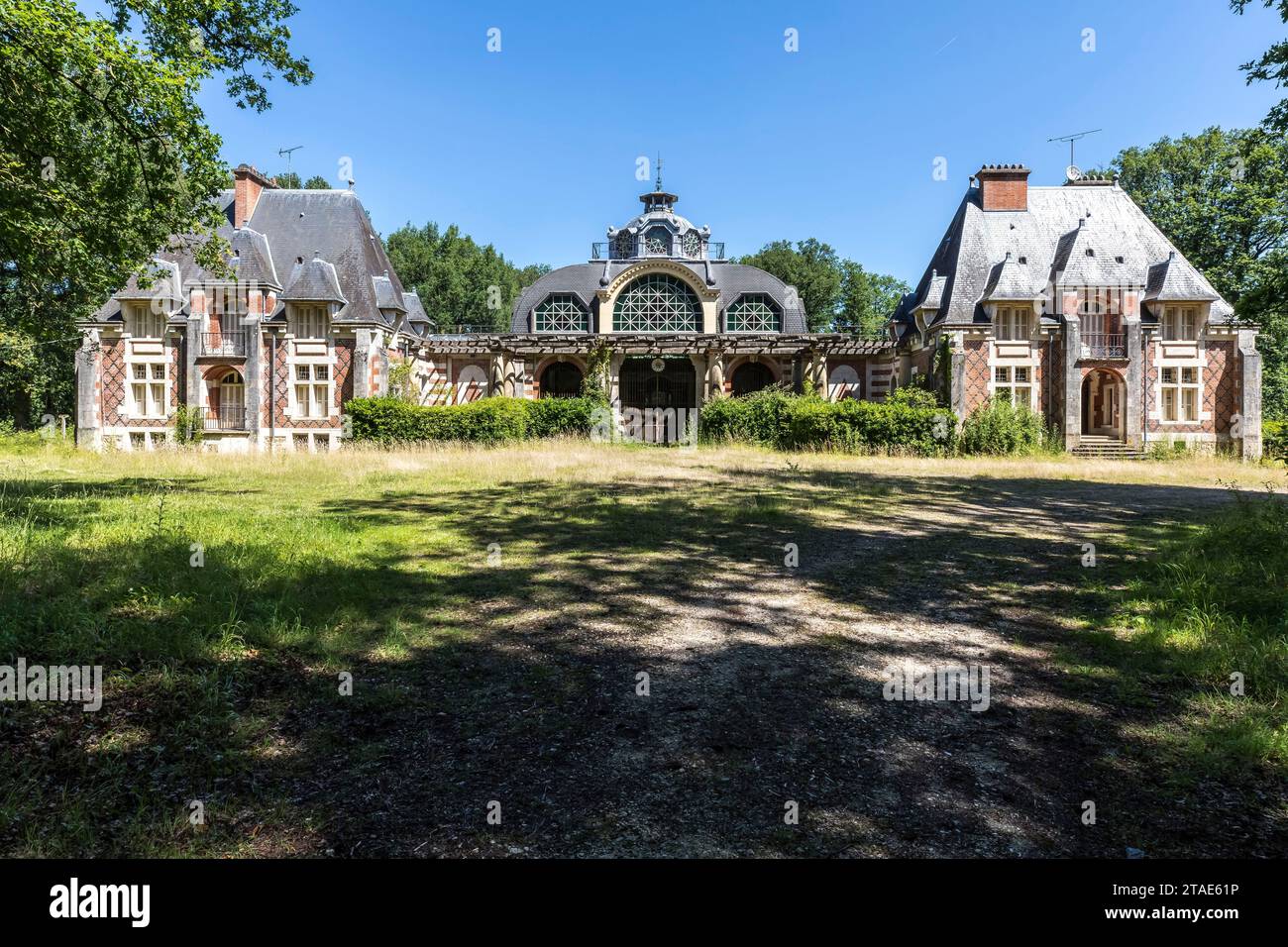 Frankreich, Indre et Loire, die private Burg von Orfrasière (1905) wurde im Stil der Neorenaissance für den Eisenmeister de Wendel aus Beton gebaut, gehört zum Departement Hauts-de-seine, dem Gemeindebaumeister Pierre-Victor Cuvillier Stockfoto