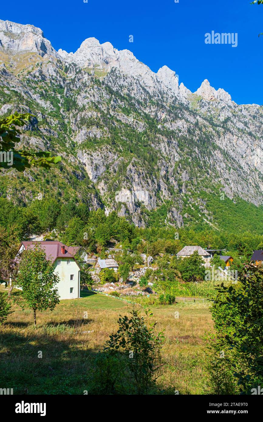 Albanien, Provinz Kukes, Nationalpark Valbona Valley, Dorf Valbona Stockfoto