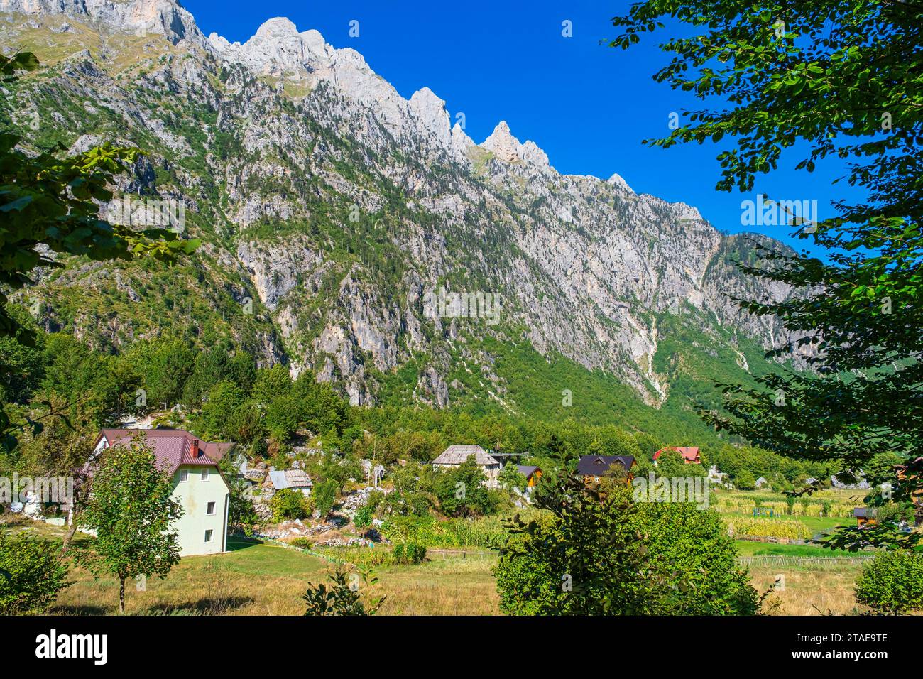 Albanien, Provinz Kukes, Nationalpark Valbona Valley, Dorf Valbona Stockfoto