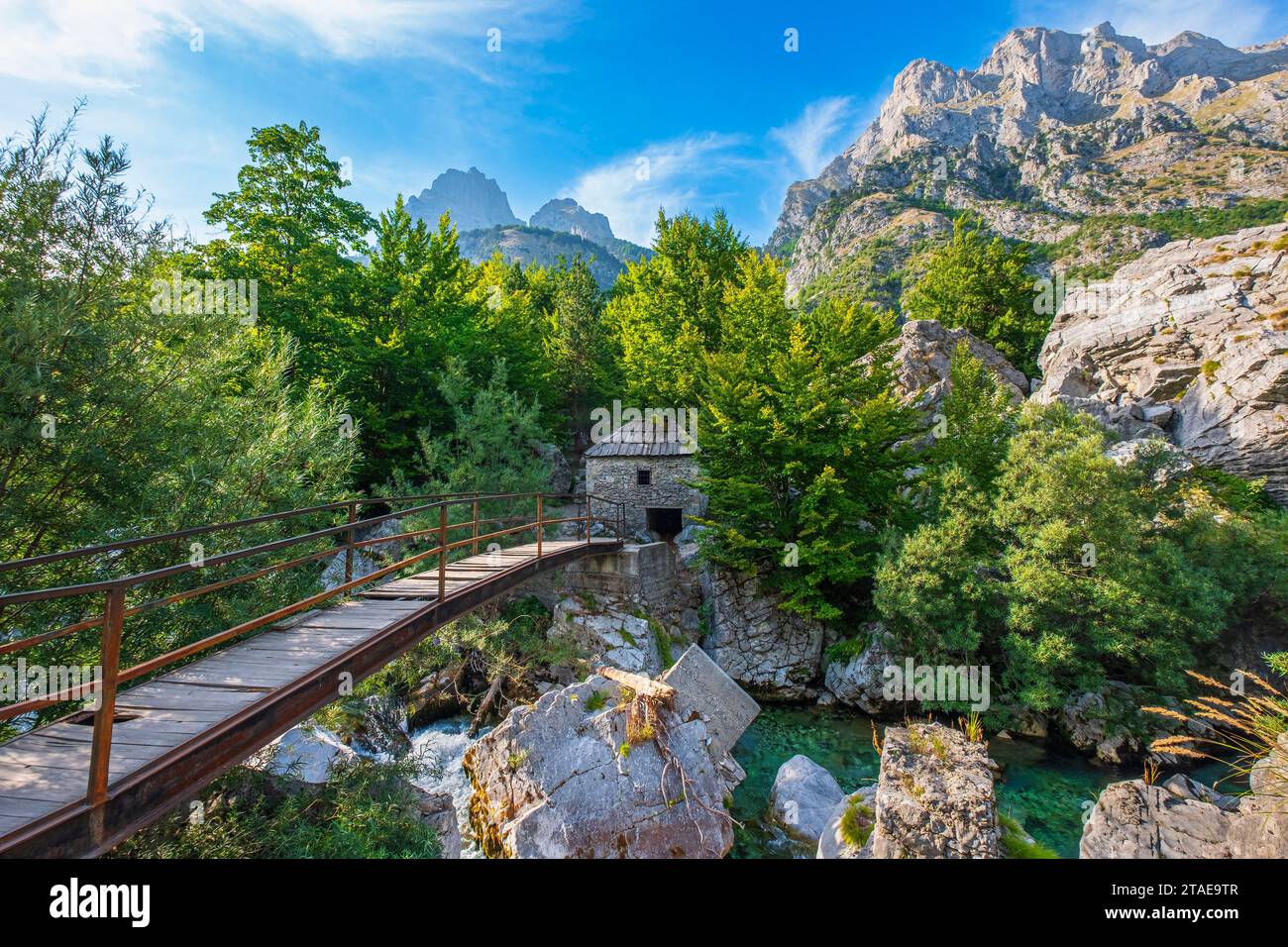 Albanien, Provinz Kukes, Nationalpark Valbona Valley, ehemalige Mühle am Fluss Valbona Stockfoto