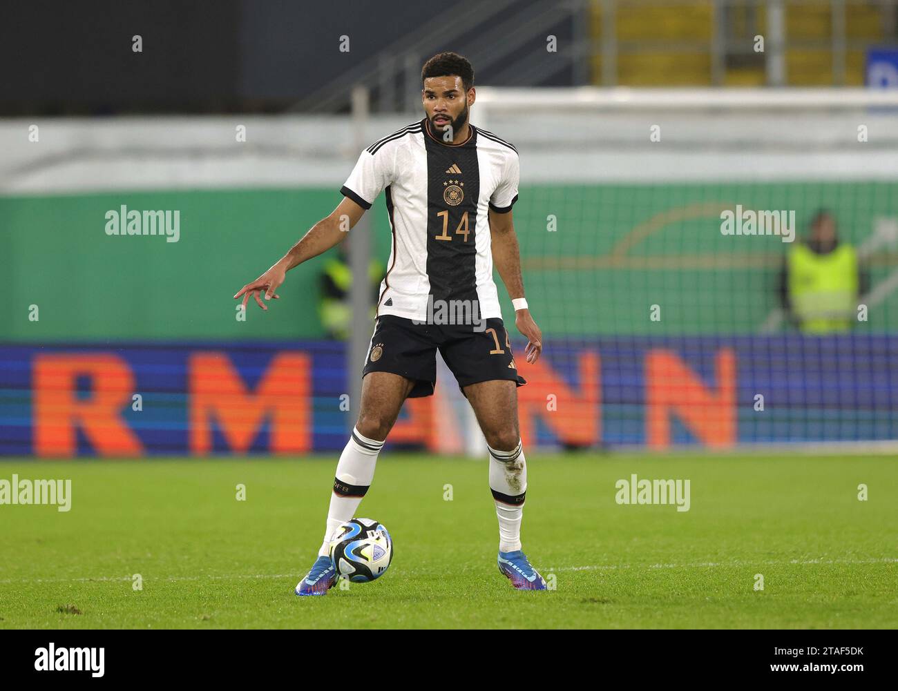 Paderborn, Deutschland. November 2023. firo: 17. November 2023, Fußball, Fußball: DFB-Nationalmannschaft, U21-Nationalspiel Männer, Männer, Europameisterschaft Qualifikation, Europameisterschaft Qualifikation, GER, Deutschland - Estland 4:1 Jamil SIEBERT, DE, Individual Action Credit: dpa/Alamy Live News Stockfoto