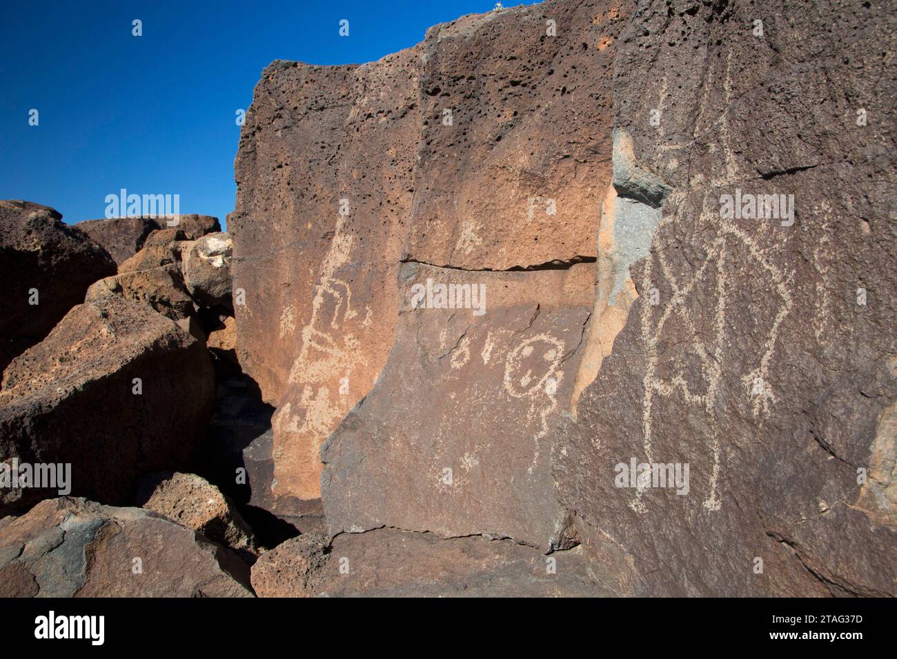 Felszeichnungen entlang Mesa Point Trail, Boco Negra, Petroglyph National Monument, New Mexico Stockfoto