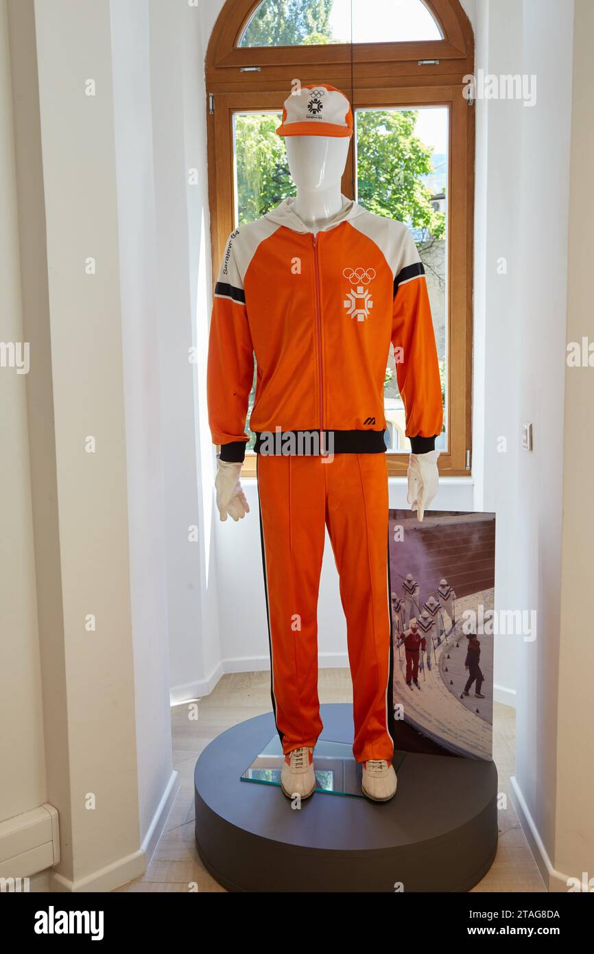 Das Olympische Museum von Sarajevo, das in einem wiederaufgebauten Gebäude aus der österreichisch-ungarischen Ära untergebracht ist Stockfoto