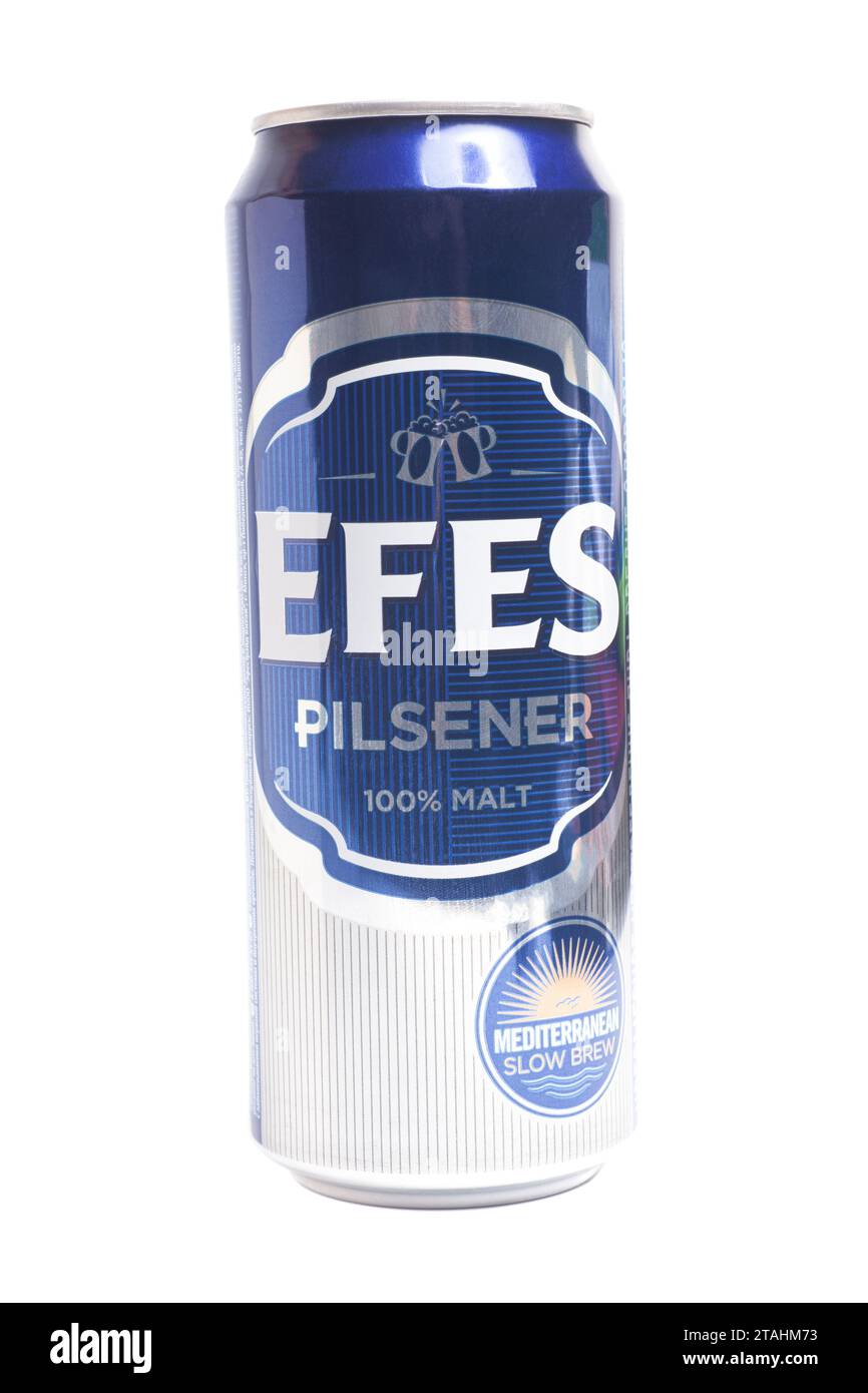 Moskau, Russland, 30. November 2023: Dose Efes Pilsener Beer. Stockfoto