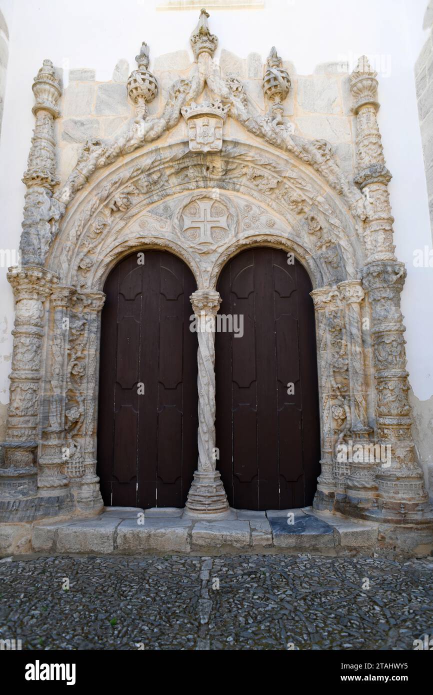 Viana do Alentejo, Igreja de Nossa Senhora da Anunciacao Portal (manueline-Stil). Evora, Alentejo, Portugal. Stockfoto