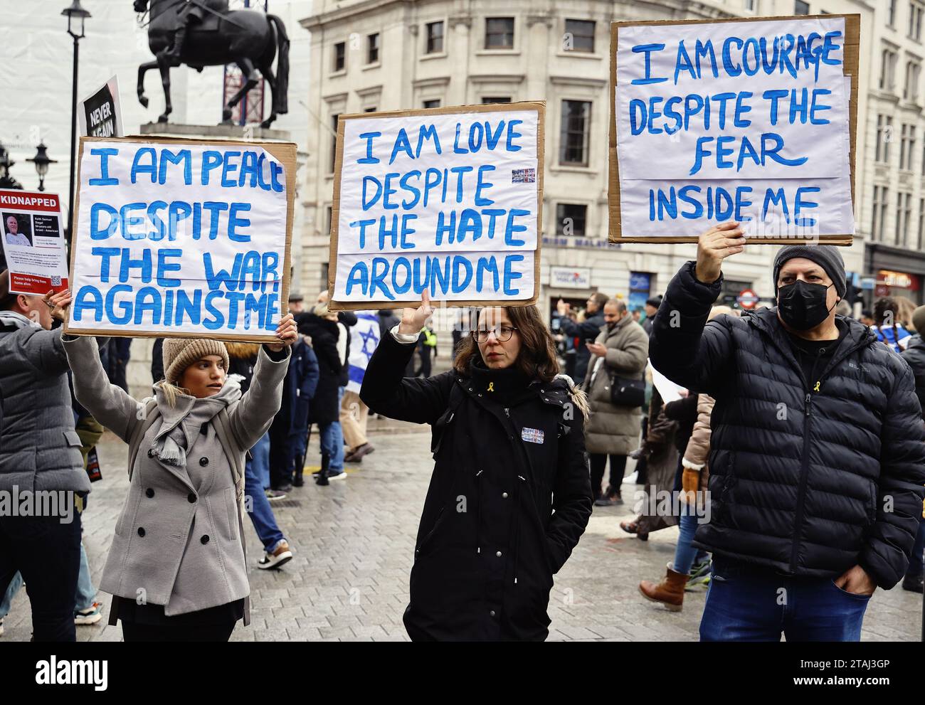 England, London, Whitehall, Anti-Semitismus-Kundgebung, Pro-Israel-Anhänger füllen die Straßen um Whitehall, 26. November 2023. Stockfoto