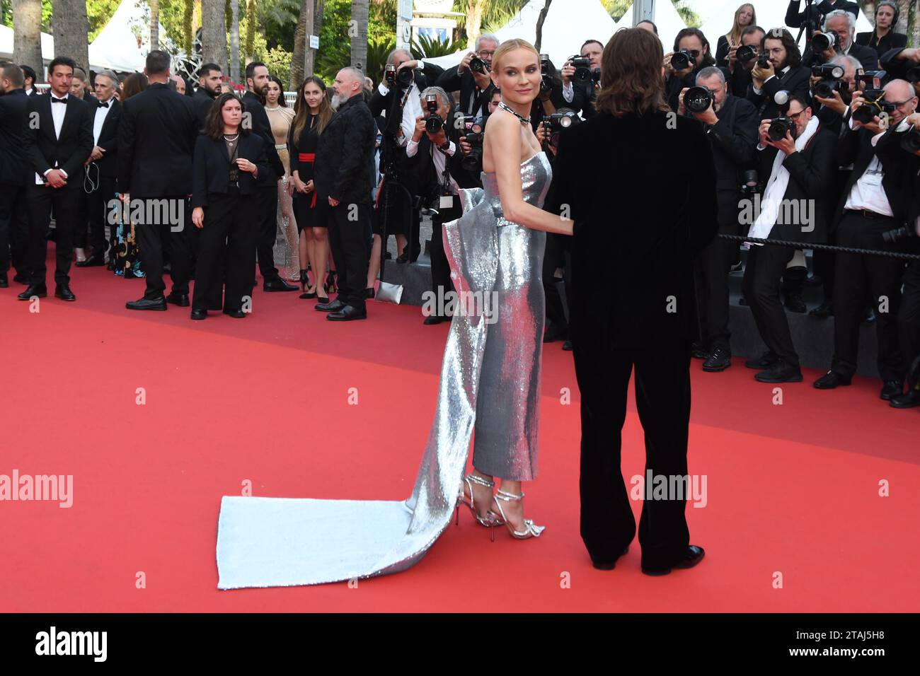 CANNES, FRANKREICH - 28. MAI: Diane Kruger, Norman Reedus, nehmen an der Abschlussfeier des roten Teppichs für das 75. Jährliche Filmfestival von Cannes im Palais des Fes Teil Stockfoto