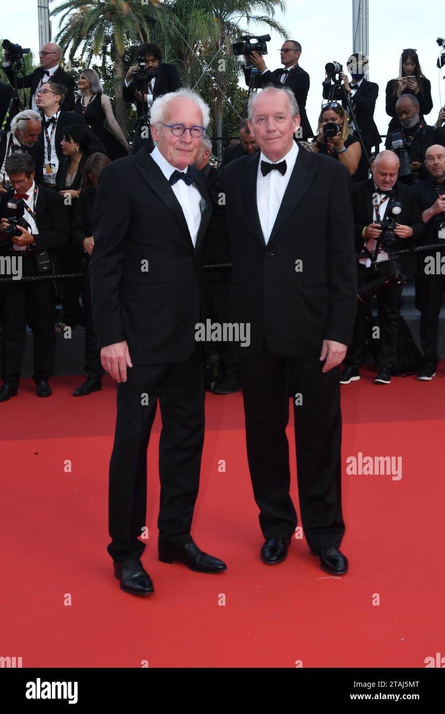 CANNES, FRANKREICH - 28. MAI: Jean-Pierre Dardenne, Luc Dardenne nehmen an der Abschlussfeier des roten Teppichs für das 75. Jährliche Filmfestival von Cannes im Palais Teil Stockfoto