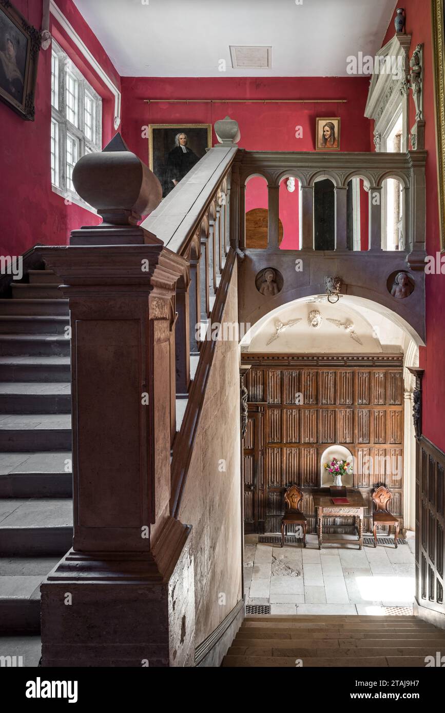 Steintreppe im Wolfeton House, Dorset, England, Großbritannien. Stockfoto