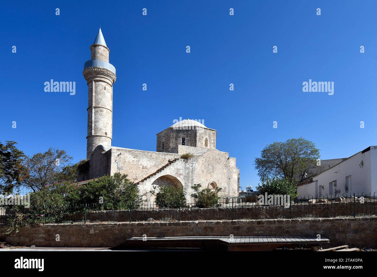 Zypern, Agia Sophia Moschee in der Altstadt von Paphos alias Pafos - Stadt war Europäische Kulturhauptstadt im Jahr 2017 Stockfoto