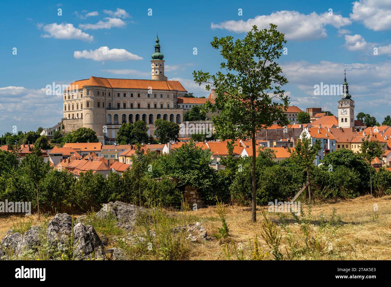 Blick auf Mikulov, ein beliebtes Touristenziel in Südmähren, Tschechien Stockfoto