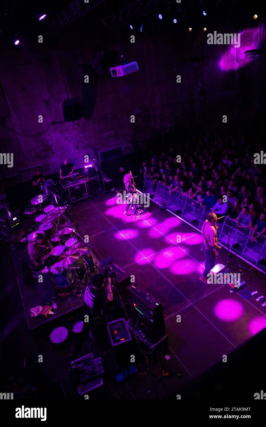 Die britische Alternative-Rock-Band The Subways trat live im Kesselhaus in der Kulturbrauerei auf, in einer Co-Headliner-Tour mit Ash. Stockfoto