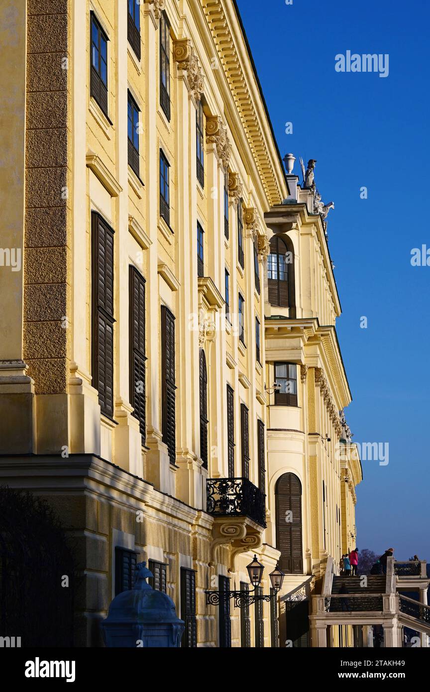 Schönbrunn ist das größte Schloss und eines der wichtigsten und meistbesuchten Kulturgüter Österreichs Stockfoto