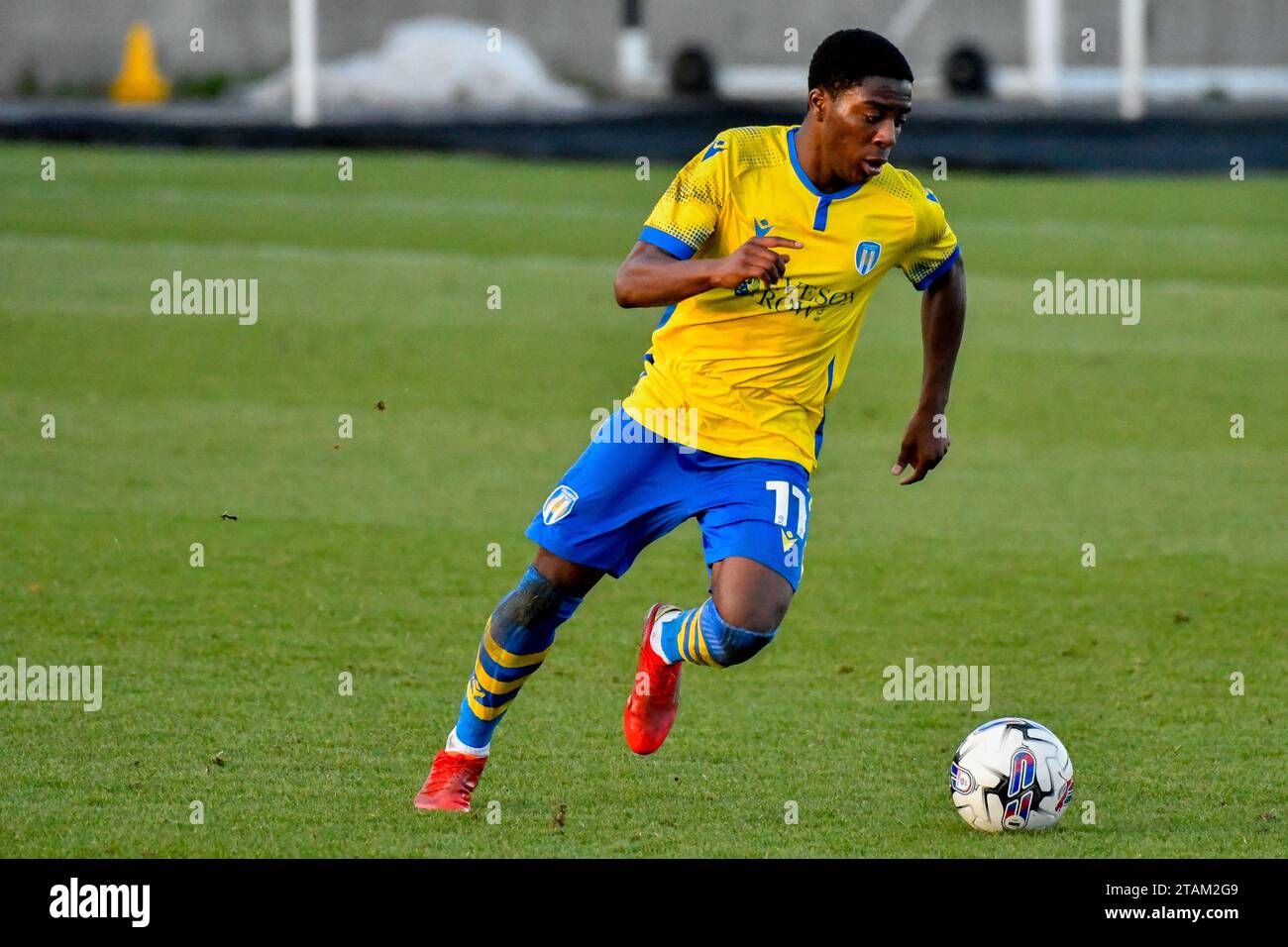 Swansea, Wales. 1. Dezember 2023. Hakeem Sandah aus Colchester United am 1. Dezember 2023 während des U21 Professional Development League-Spiels zwischen Swansea City und Colchester United an der Swansea City Academy in Swansea, Wales. Quelle: Duncan Thomas/Majestic Media/Alamy Live News. Stockfoto