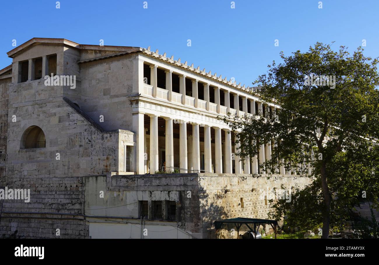 Blick auf das Museum Stoa of Attalos in der antiken Agora oder dem Marktplatz von Athen Stockfoto