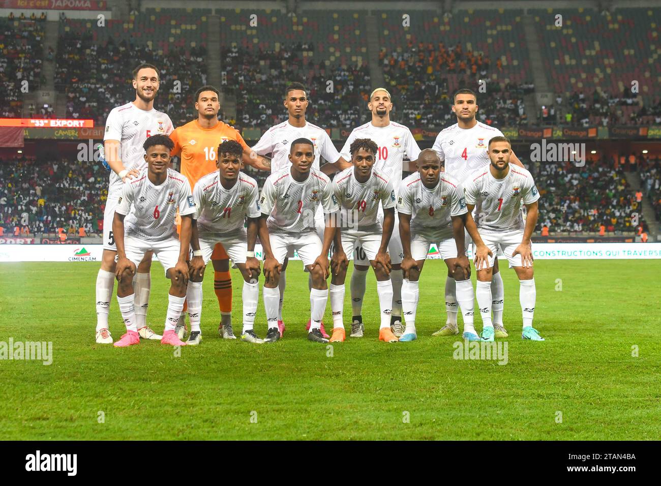 DOUALA, KAMERUN - 17. NOVEMBER: Mauritius während des Qualifikationsspiels zur FIFA-Weltmeisterschaft 2026 zwischen Kamerun und Mauritius im Japoma-Stadion am Nove Stockfoto