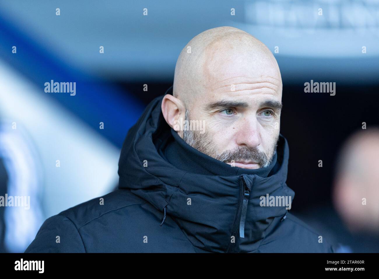 Enzo Maresca, Manager von Leicester während des Sky Bet Championship-Spiels zwischen West Bromwich Albion und Leicester City in den Hawthorns, West Bromwich am Samstag, den 2. Dezember 2023. (Foto: Gustavo Pantano | MI News) Credit: MI News & Sport /Alamy Live News Stockfoto