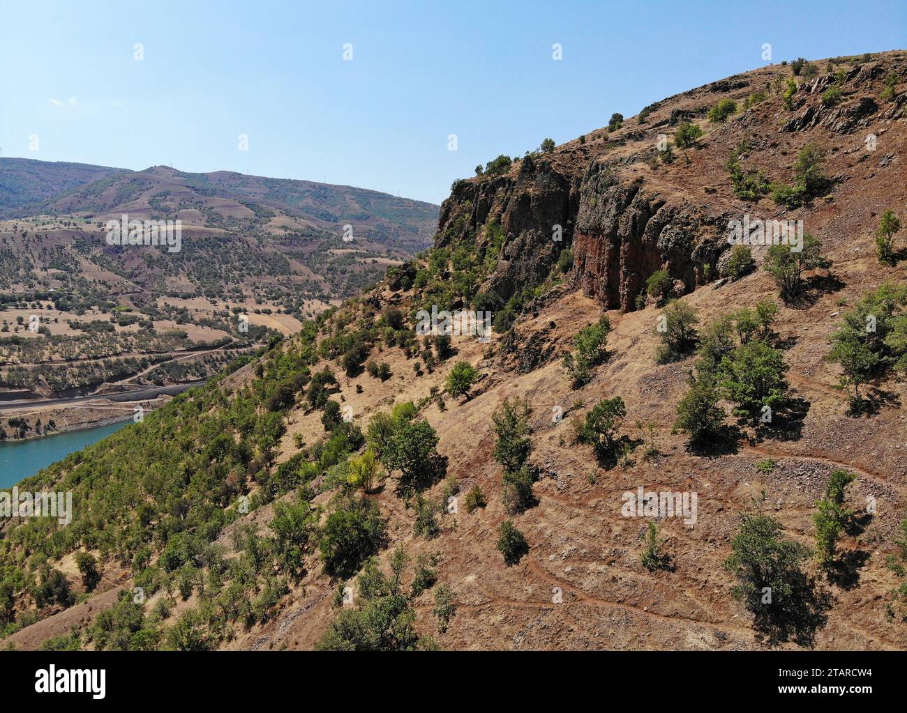 Die Zag-Höhlen befinden sich in Bingol, Türkei und stammen aus dem frühen 5. Jahrhundert, frühchristlicher Zeit. Stockfoto