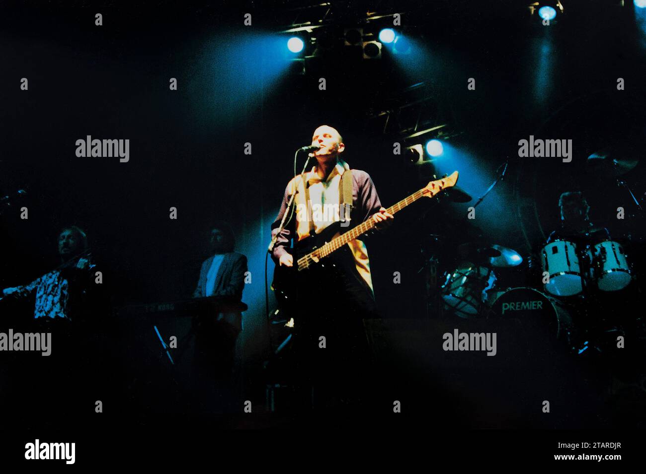 Electric Light Orchestra, Electric Light Orchestra Rock and Roll Hall of Fame, Foto Kazimierz Jurewicz, das Electric Light Orchestra (ELO) ist eine englische Rockband, die in Birmingham gegründet wurde, ELO, Electric Light Orchestra - britische Rockgruppe ELO, Foto Kazimierz Jurewicz, Live, Show, Ticket to the Moon“,„Without Someone“, „10538 Overture“, „Can't get it out of my Head“, „Evil Woman“, „Four Little Diamonds“, „Strange Magic“, „Telephone Line“, „Livin' Thing“, „Shine a Little Love“, „Don't bring me down“, „Rock’n’Roll is King“, „Hold on Tight“, „Here is the News“ Stockfoto